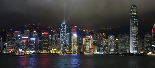 Hong Kong Pushes Major Banks to Embrace Crypto Exchanges